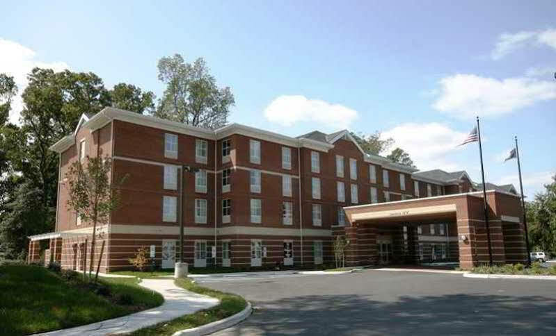 Hampton Inn & Suites Williamsburg Historic District Exterior photo